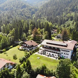 Gaestehaus Maria Theresia Appartement Schliersee